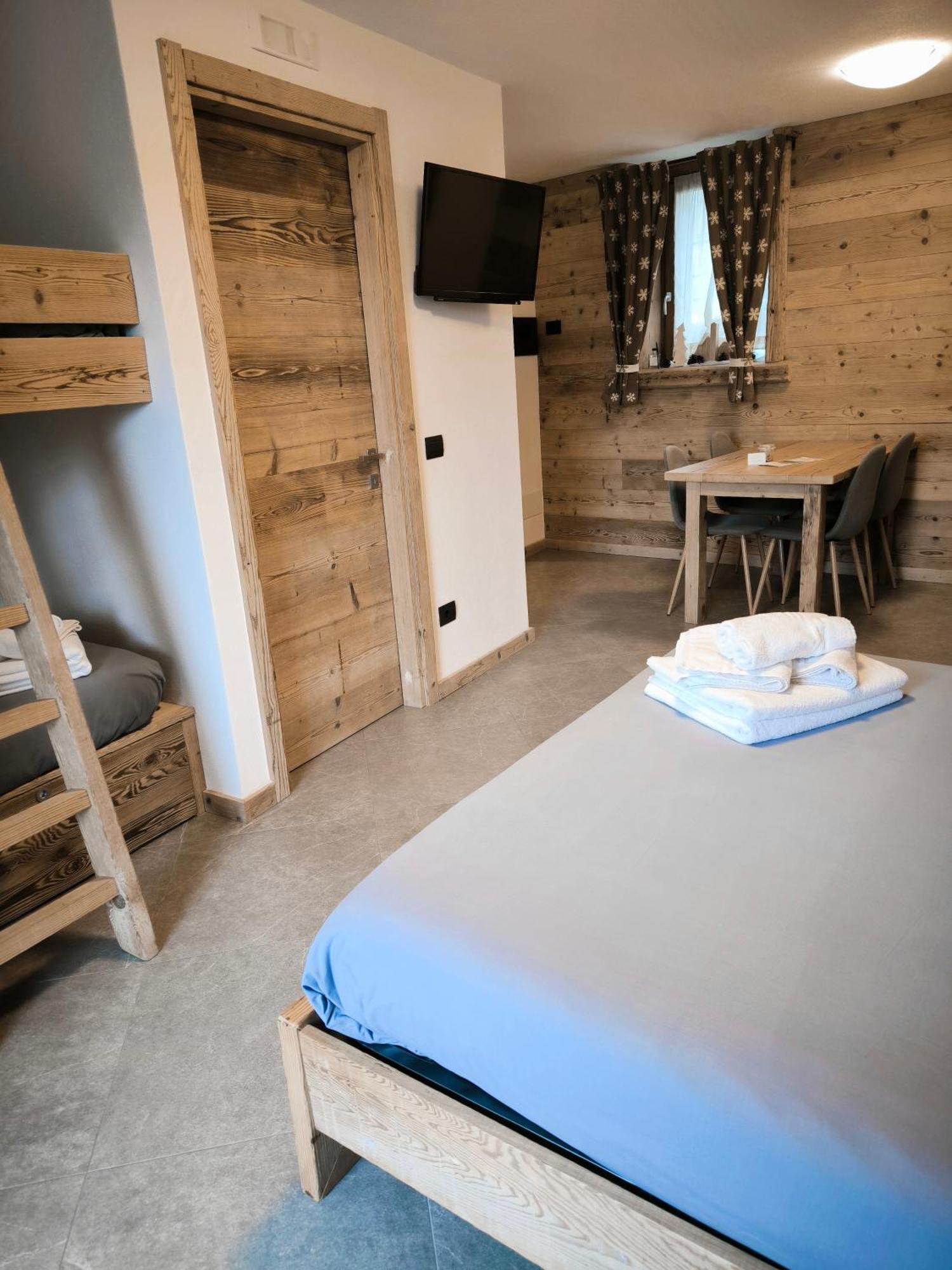 Atelier Della Montagna Bed & Breakfast Zambla Alta Exterior foto